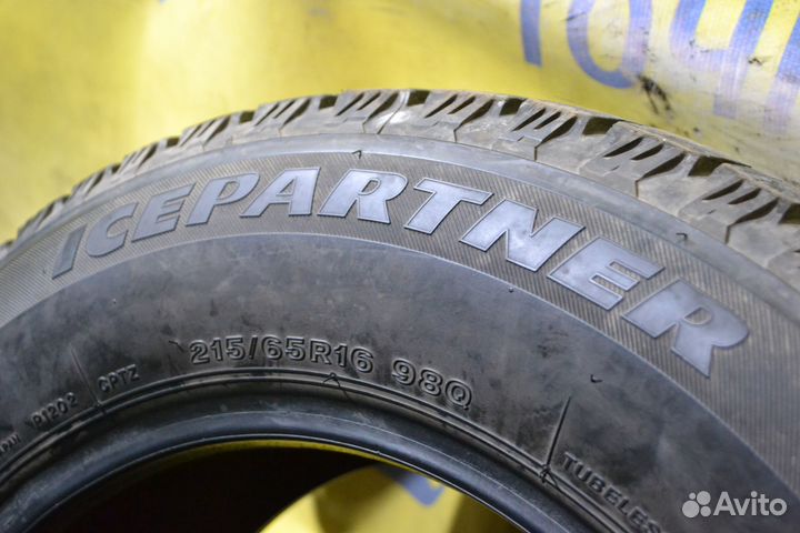 Bridgestone Ice Partner 215/65 R16