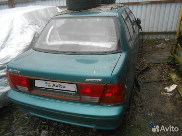 Suzuki Swift 1.3 МТ, 2003, битый, 35 000 км