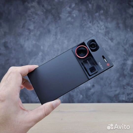 ZTE nubia Z60 Ultra, 16/512 ГБ