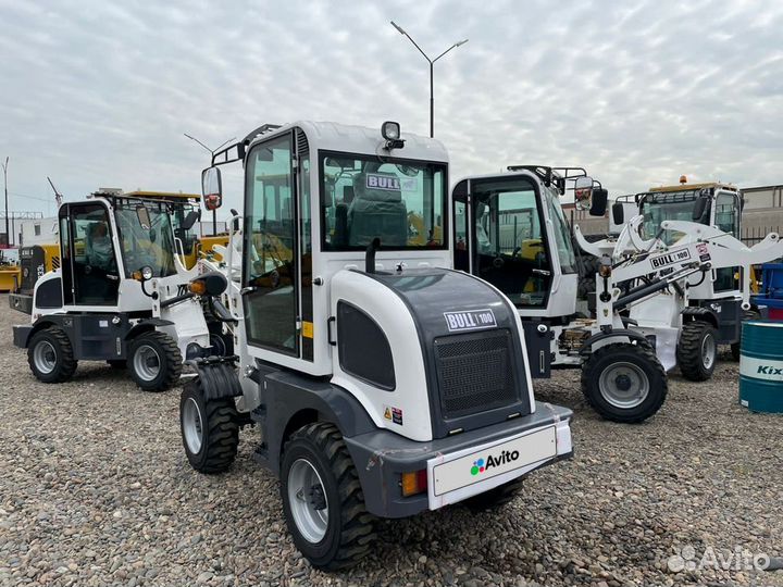 Фронтальный погрузчик Bull SL100, 2023
