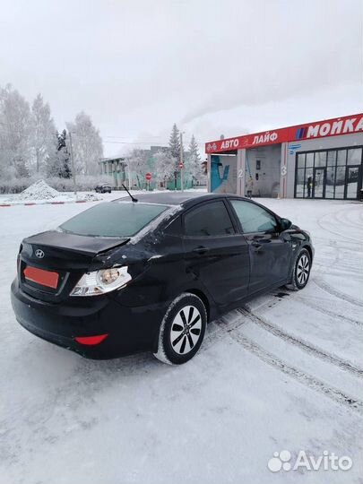 Hyundai Solaris 1.6 AT, 2012, 218 000 км