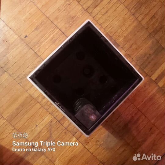 Кашпо с автополивом lechuza