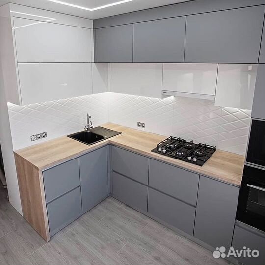 Новый угловой кухонный гарнитур/ глянцевая кухня