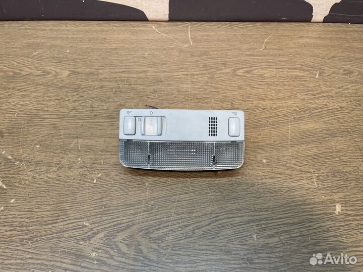 Плафон освещения салона Skoda Octavia A5