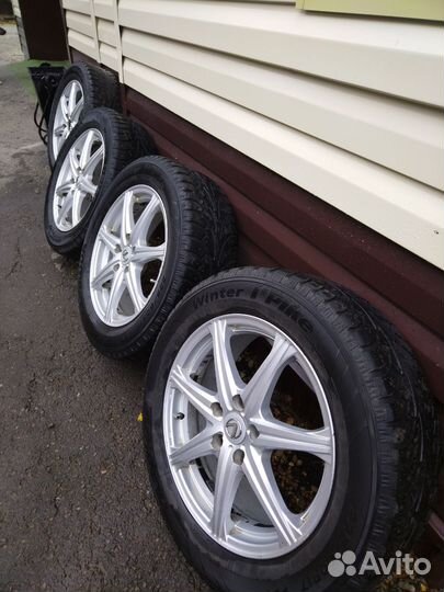 Hankook Aurora K407 225/60 R17