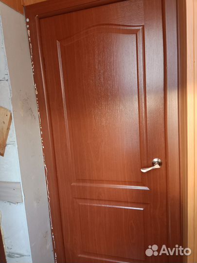 Дверь межкомнатная 800х2000 с коробкой б/у