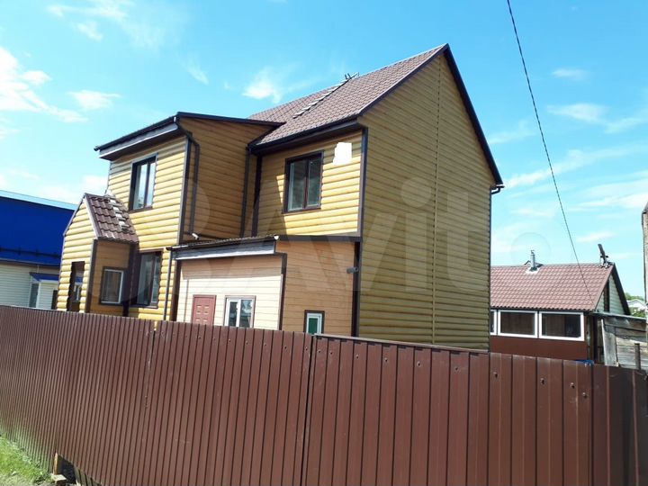 Дом 130 м² на участке 6 сот.