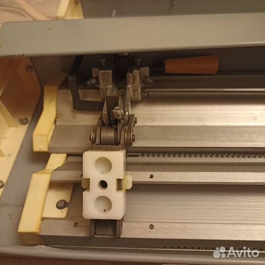 Вязальная машина Каскад двухфонтурная