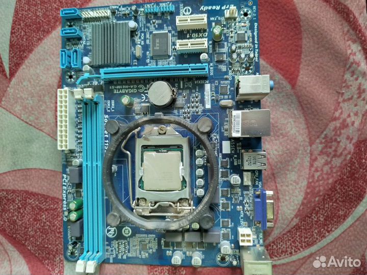 Материнская плата с процессором