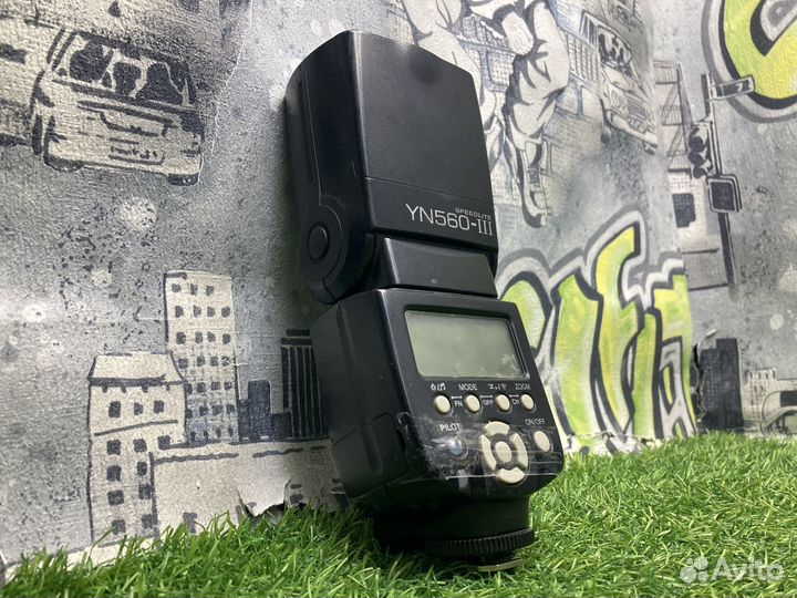 YongNuo YN560-III Canon