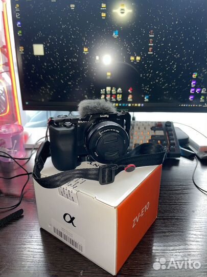 Фотоаппарат Sony ZV-E10 kit 16-50mm F3,5-5,6