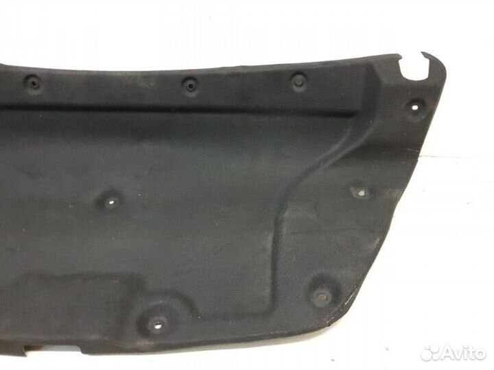 Обшивка крышки багажника задняя Toyota Camry V70