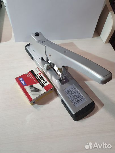 Степлер для бумаги 100 листов