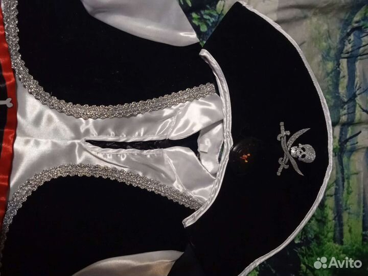 Новогодний костюм пирата