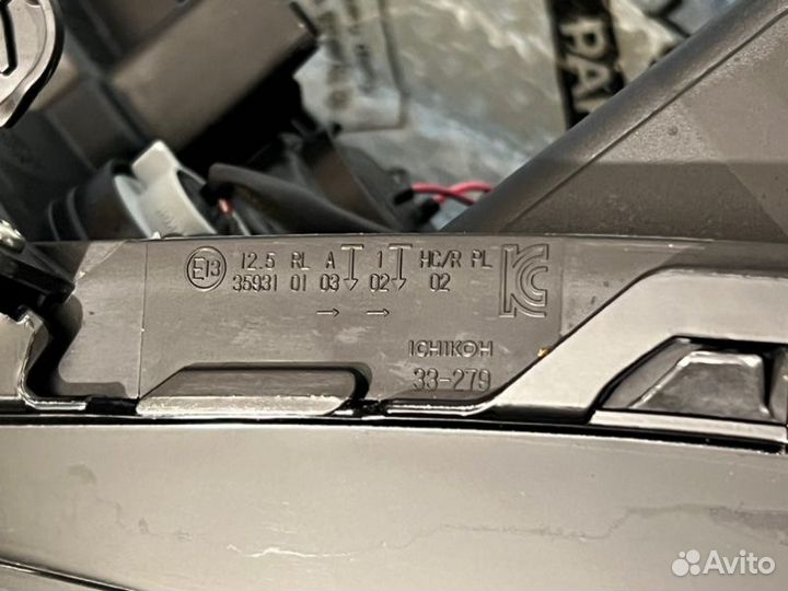 Фара светодиодная левая Toyota 2018-2023