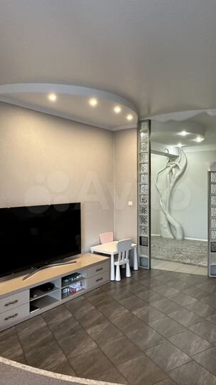 3-к. квартира, 132 м², 5/5 эт.