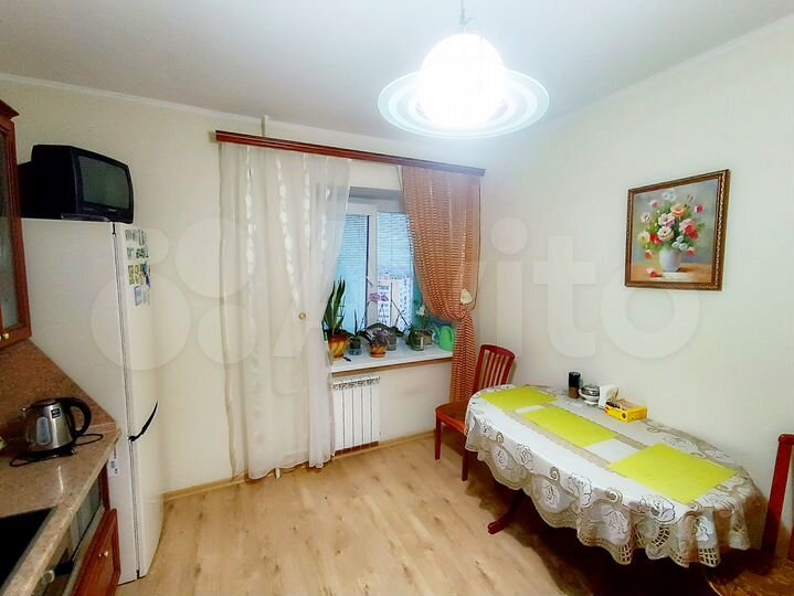 2-к. квартира, 69,7 м², 12/14 эт.