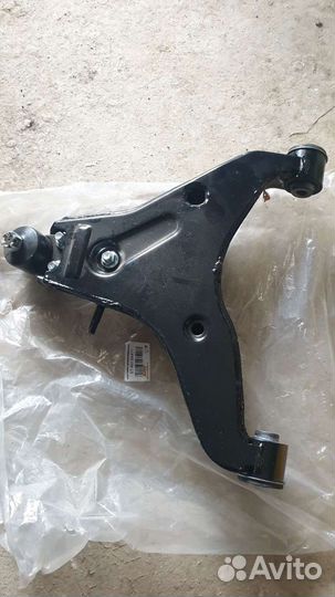 Нижний рычаг mitsubishi L200