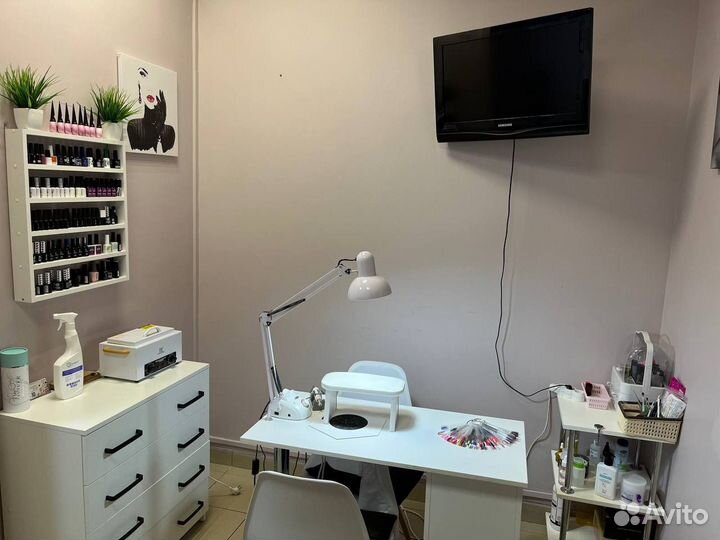 Аренда место для маникюра
