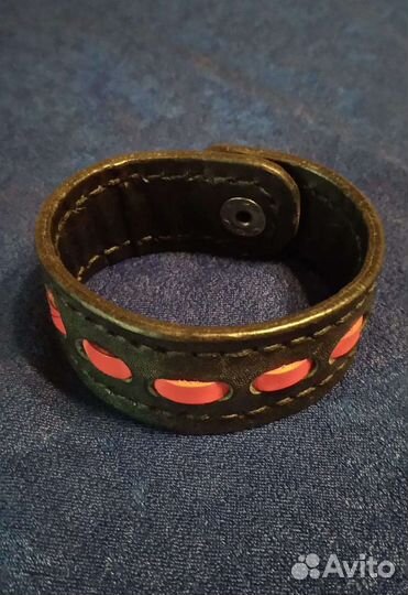 Браслеты кожаные