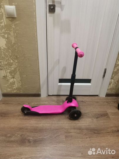 Самокат детский трехколесный