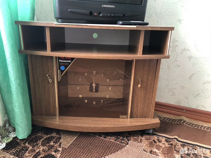 Тумба под телевизор