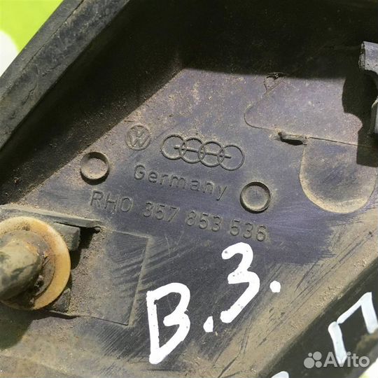 Молдинг заднего крыла правого Фольксваген Пассат