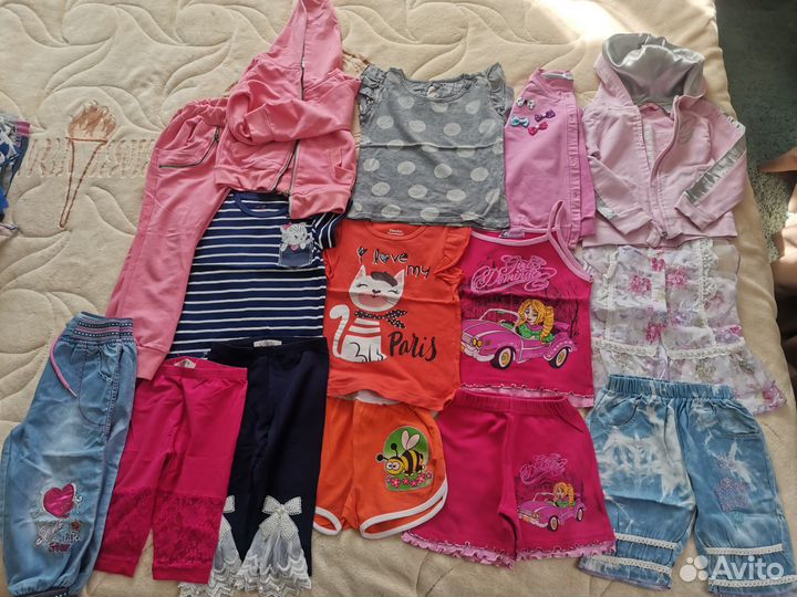 Одежда для девочки, рост 98-104,пакетом