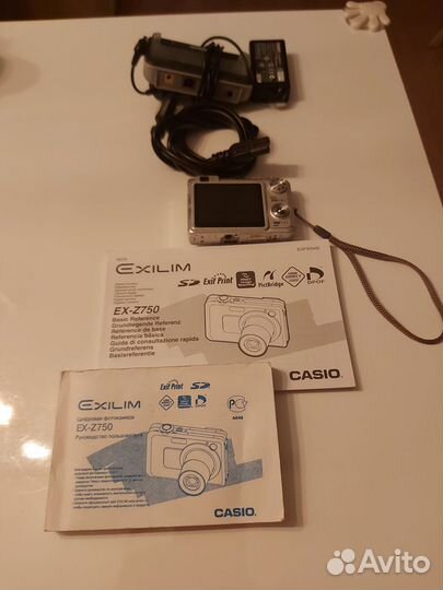 Фотоаппарат Casio EX-Z750