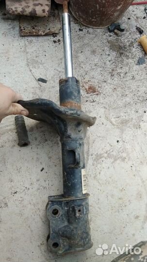 Стойка киа спортейж