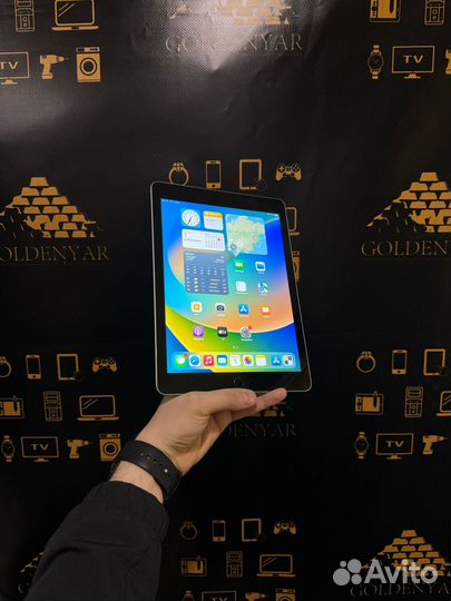 Планшет Apple iPad 9.7 A1822 (бб)