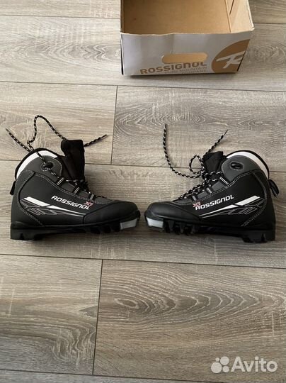 Лыжные ботинки детские 35 размер