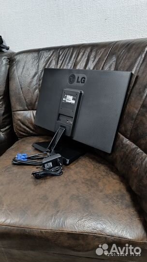 Монитор LG Full HD