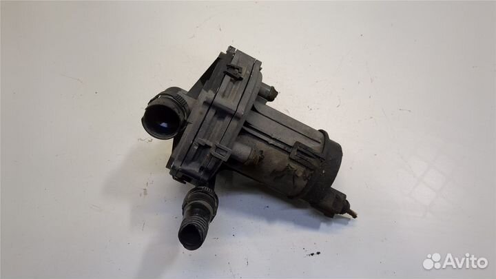 Нагнетатель воздуха Volkswagen Golf 4, 2000