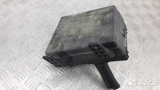 Блок предохранителей mitsubishi space star (2BE08M