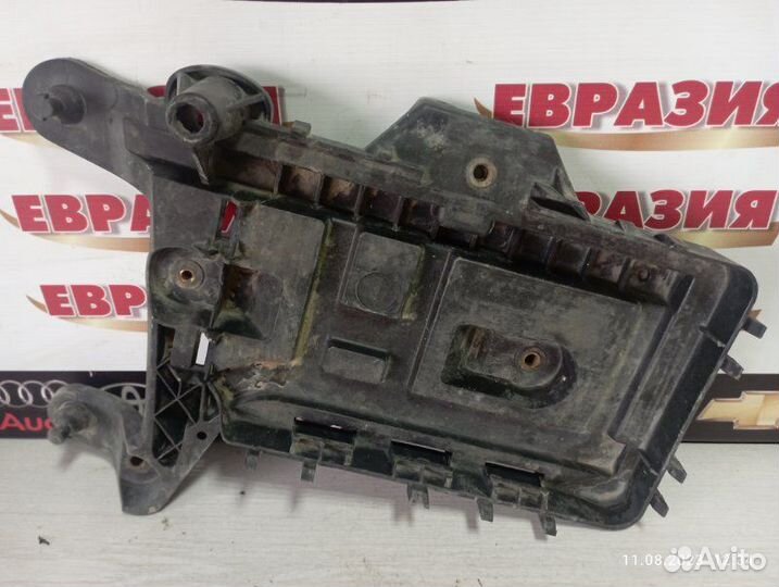 Подставка под аккумулятор Skoda Octavia A5 BSF