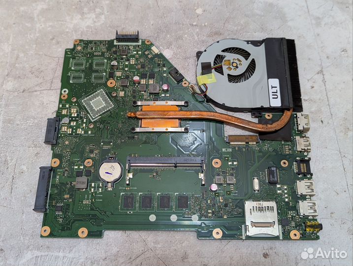 Ноутбук Asus X550L на запчасти