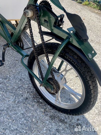 Велорикша, тук-тук