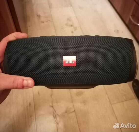 Колонка jbl charge 4