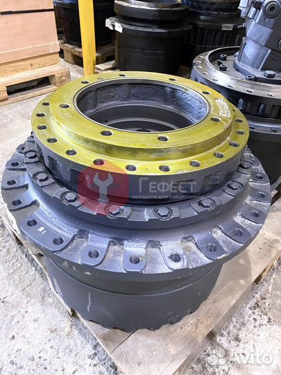Бортовой редуктор Komatsu 208-27-00150