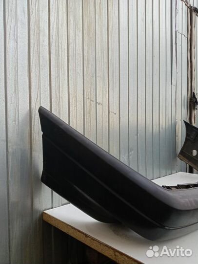 Бампер задний Volkswagen Passat B3 седан RP 1.6