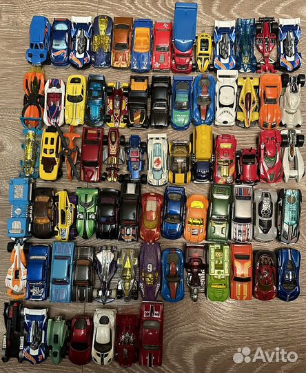 Машинки hot wheels