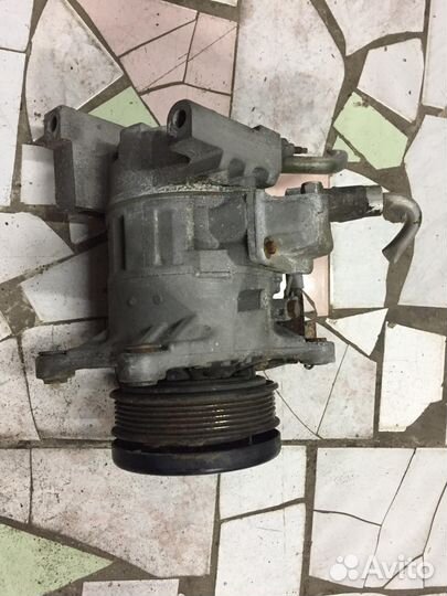 Компрессор кондиционера Toyota Cresta 2,5