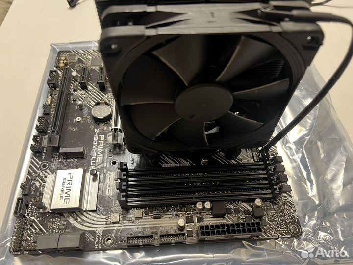 Intel (R) Core(TM) 7-10700F CPU