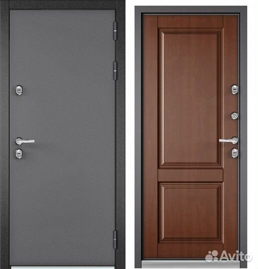 Дверь входная для частного дома