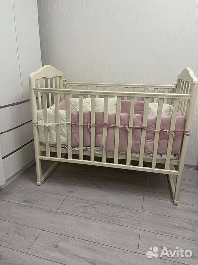 Детская прямоугольная кроватка