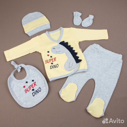 Одежда для новорожденных на мальчика и девочку