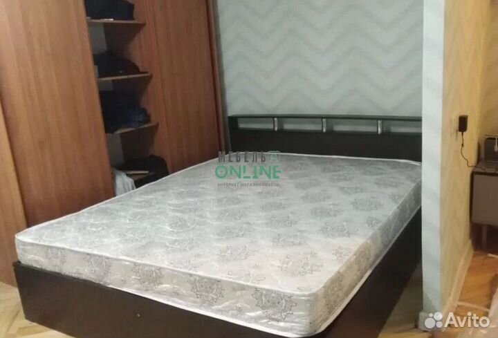 Кровать двуспальная