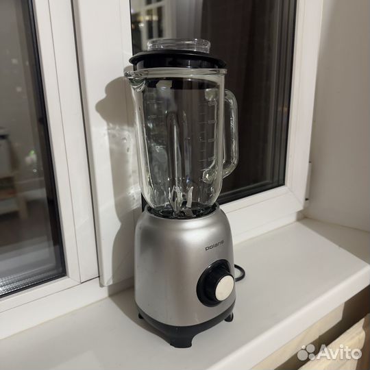 Блендер Polaris (на запчасти, протекает кувшин)