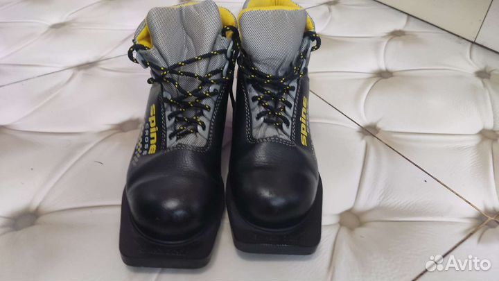 Лыжные ботинки 36 размер